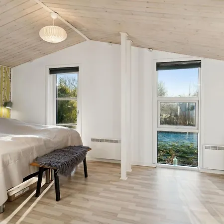 Armelle - 550m From The Sea By Interhome